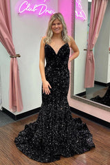 Black Velvet Sequins Prom Dresses 2024 Mermaid V Neck Formal Dress Long