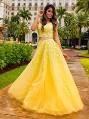 Floor-Length Two Piece Yellow Lace Prom Dresses A-Line Tulle  V-neck Sleeveless