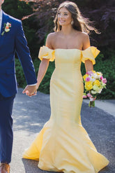Strapless Satin Yellow Prom Dress Mermaid Pleated Formal Wears