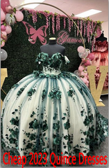 New Off Shoulder 2024 Emerald Green Quinceanera Dress 3D Flowers Sweet 15 Party Dress