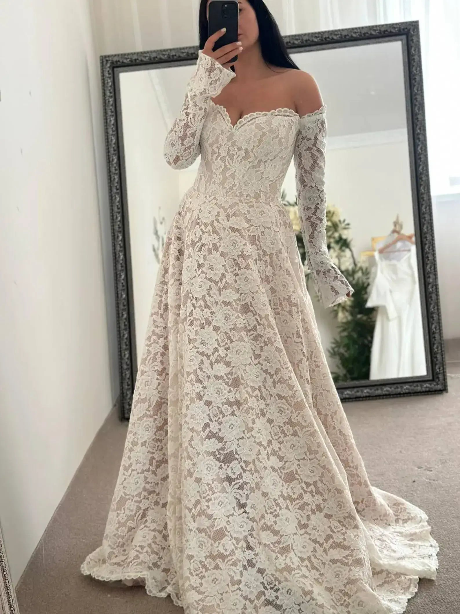 Off Shoulder Rustic Boho Lace Country Wedding Dress Long Sleeved Ivory / US14W