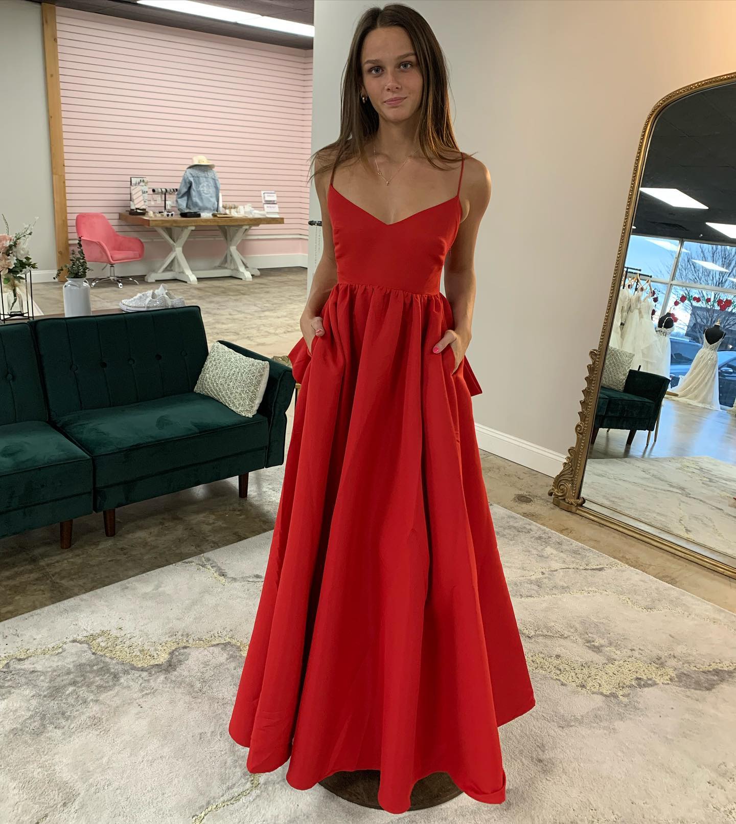 Simple Red Mid Length Wedding Guest Dress V Neck with Bow Back US14W / Red Simple Red Mid Length Wedding Guest Dress V Neck with Bow Back US14W / Red