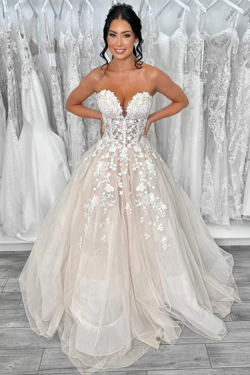 Strapless Lace Basque Waist Wedding Dresses Ball Gown with Appliques Sweetheart Ivory / Custom Size