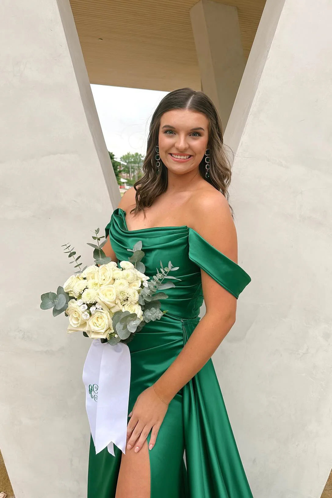 UK Green Evening Dress Ruched Off-the-shoulder Prom Dress with High Slit Green / Custom Size UK Green Evening Dress Ruched Off-the-shoulder Prom Dress with High Slit Green / Custom Size