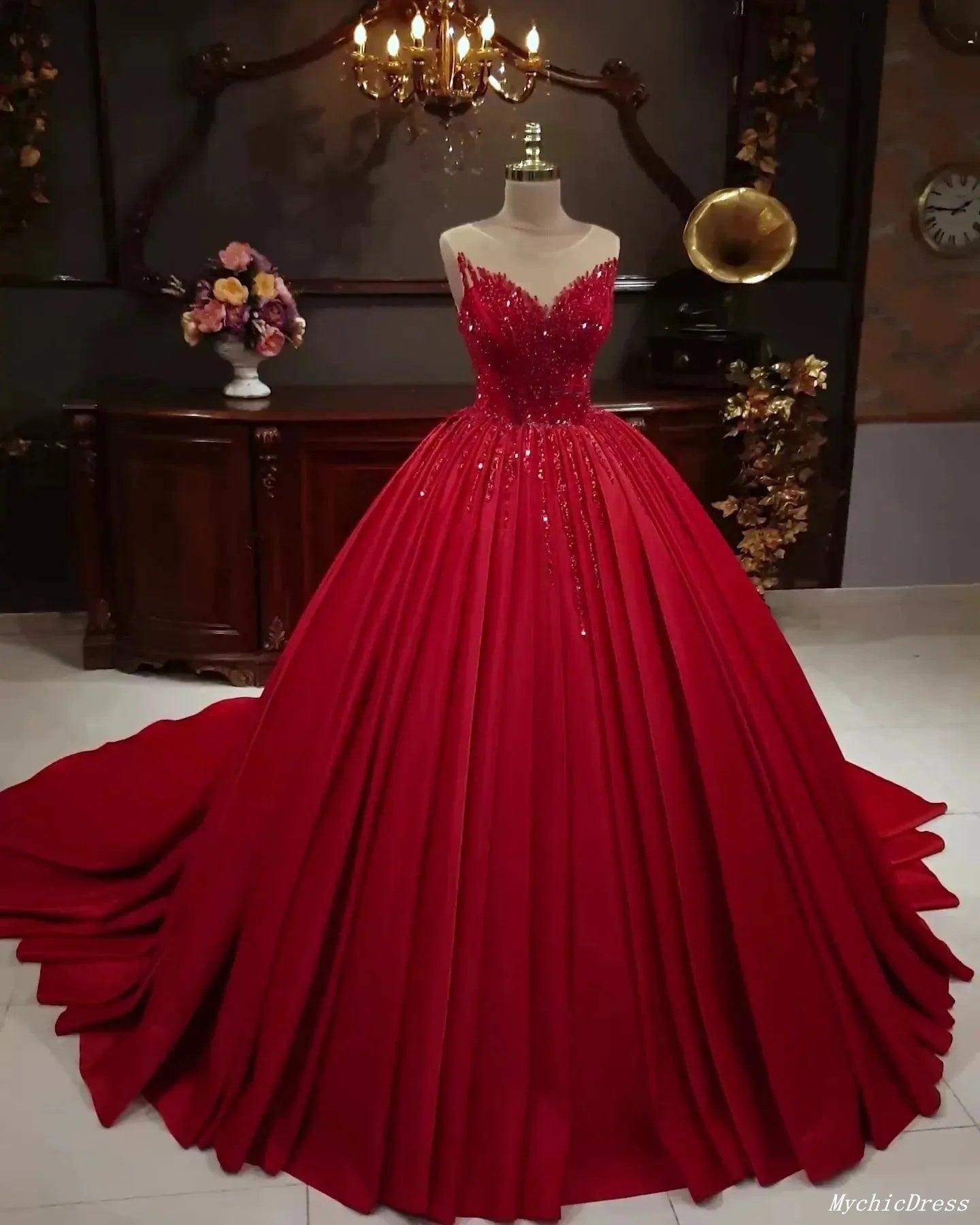 2025 Hot Red Sequins Quince Dresses Sleeveless Stretch Satin Sweet