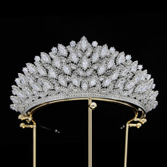 New Design Zirconia Tiaras Bridal Crowns Classic Rhinestone Quince Crowns