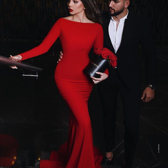 Simple Long Sleeves Red Wedding Guest Dresses Sexy Open Back Custom Color / Custom Size Simple Long Sleeves Red Wedding Guest Dresses Sexy Open Back Custom Color / Custom Size