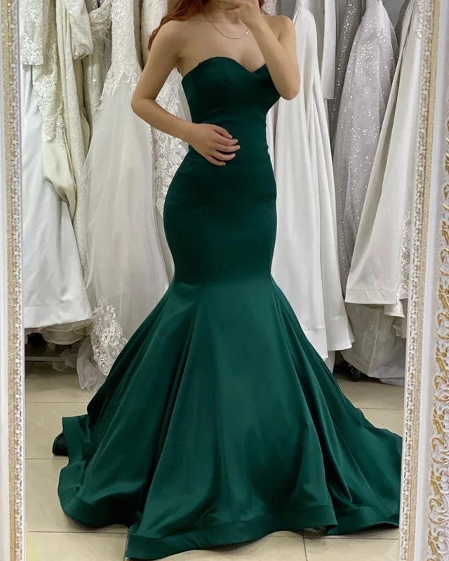 green dress mermaid Sweetheart Mermaid Long Sleeveless Green Prom Dresses Green / US4