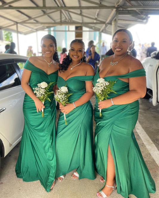 Sexy Plus Size Bridesmaid Dresses That Your Squad Will Love