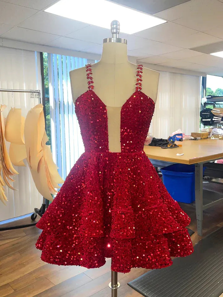 20+ Red Homecoming Dresses That Will Make You Stand Out in 2026
