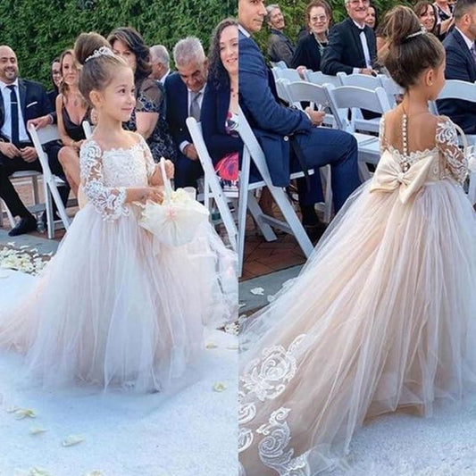 The 5 Stand Out Flower Girl Dresses for Fall Wedding Party