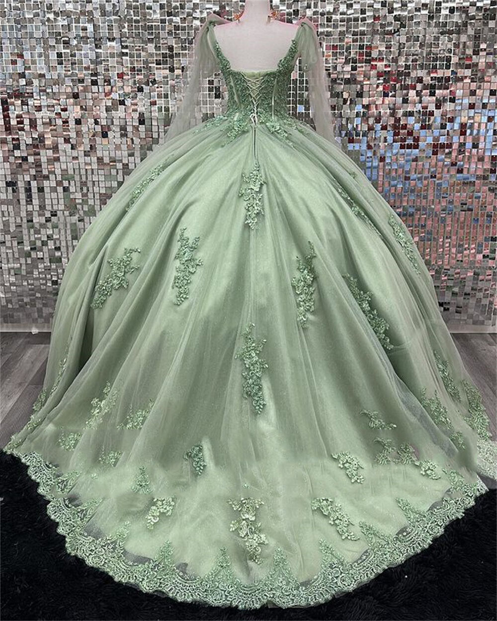 Vestidos de quinceaera baratos en color salvia con tirantes de encaje MyChicDress Vestidos de quinceaera baratos en color salvia con tirantes de encaje MyChicDress