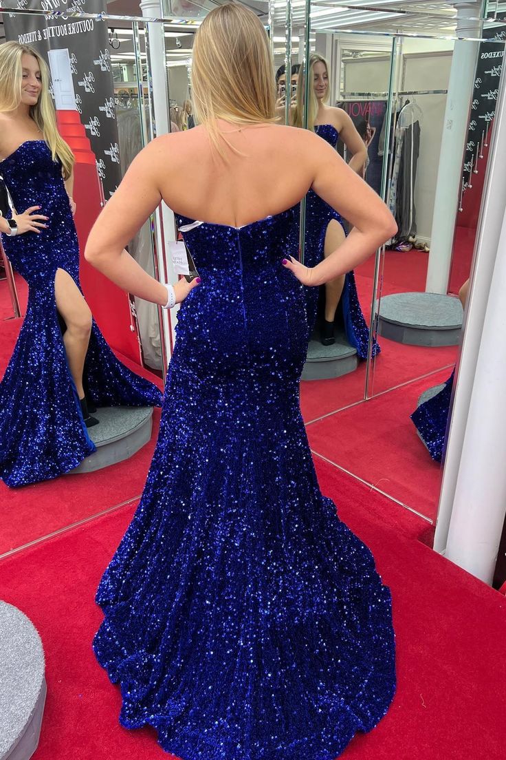 red carpet prom dresses LaDivine CD728 Fitted Formal Long Beaded Dress Structured corset bodice with flowing skirt Blue Dress Red Carpet Evening