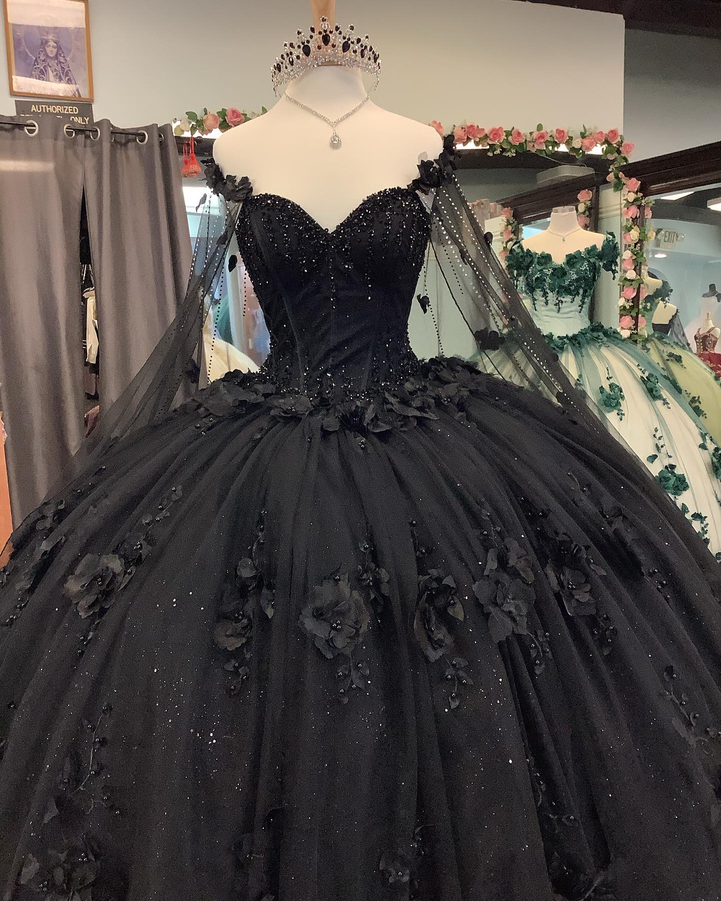 Long Sleeves Lace Applique Beads Evening Night Dresses 2021 O-neck Black  Satin A-line Formal Prom Wedding Party Gowns - Evening Dresses - AliExpress