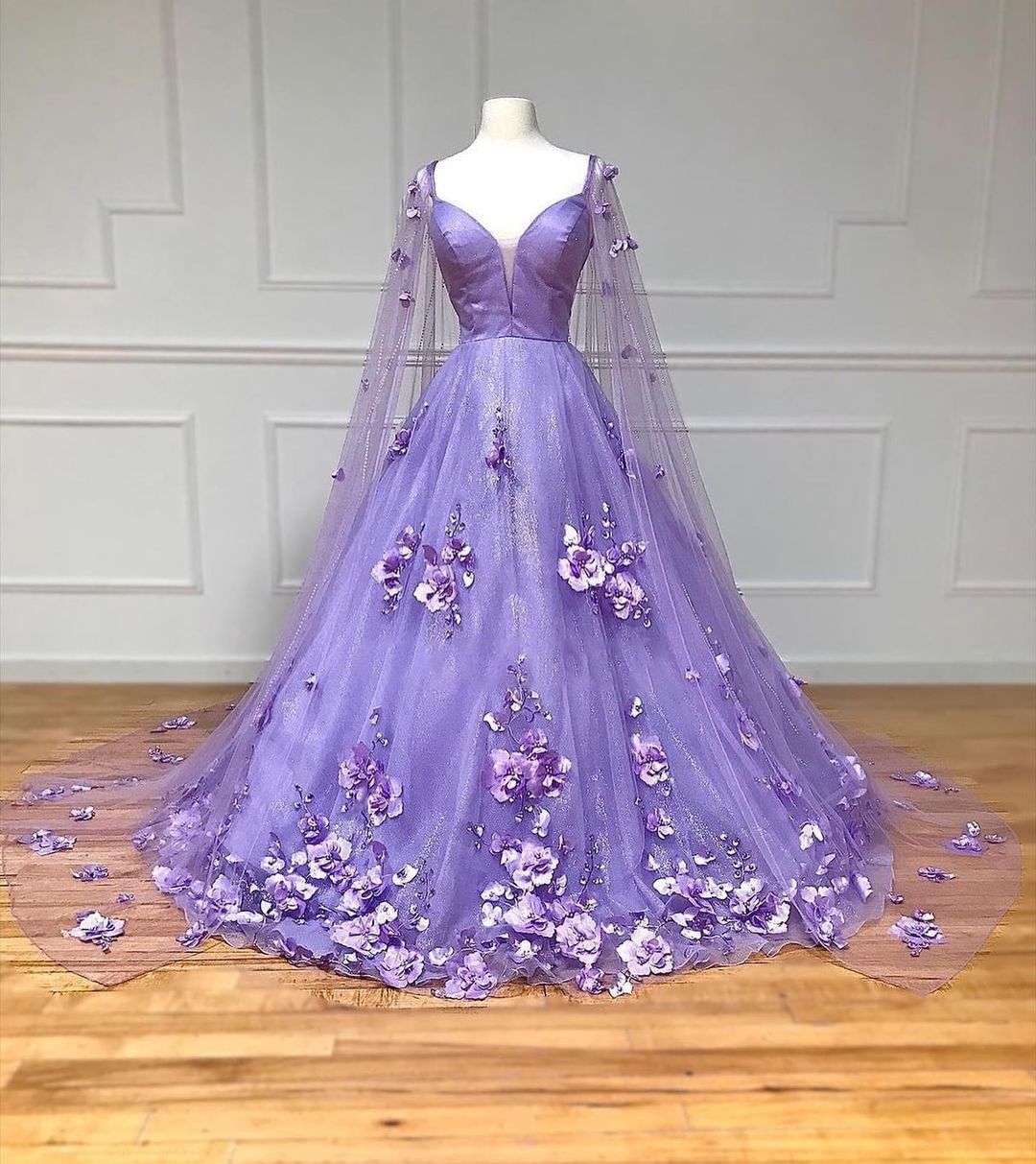 2024 Princess Lavender Quince Dress With Cape