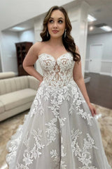 A Line Strapless White Lace Casual Beach Wedding Dress Appliques - MyChicDress