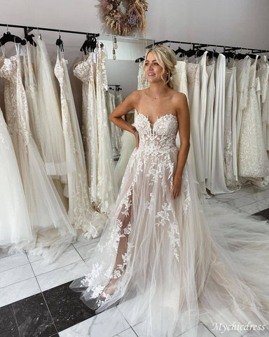 Ulla | Boho A-Line Lace Tulle Sleeveless Wedding Dress with slit Floral Train