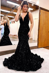 Black 2024 V Neck Prom Dresses Sequins Long UK Evening Dress Mermaid