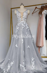 Floral Lace Rustic Wedding Dresses Boho Deep V-neck for Garden Weddings