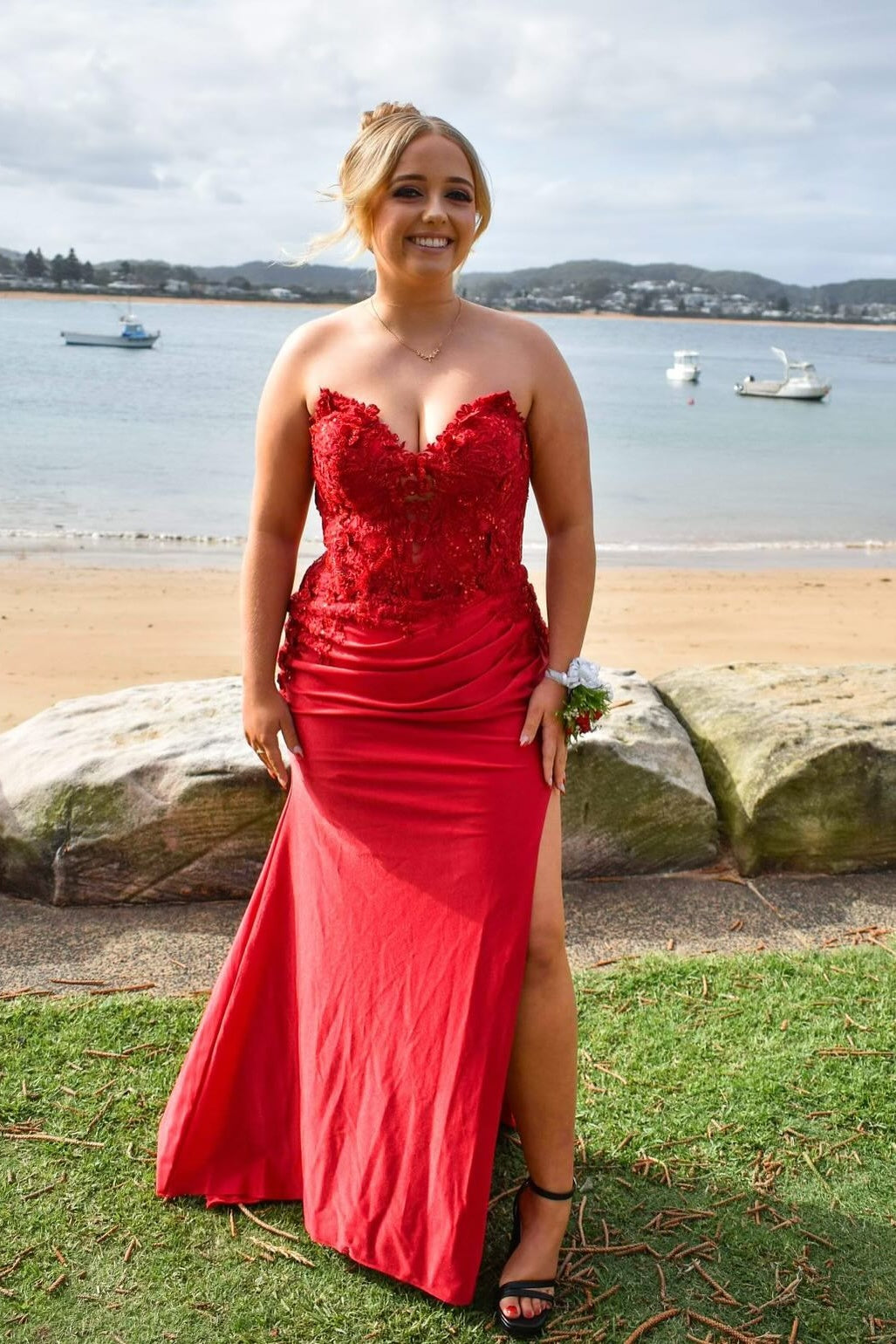 Hot Mermaid Lilac Prom Dresses V-neck Ruched Formal Dress Online