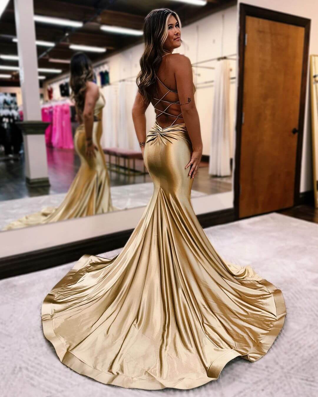 Minimalist Gold Trim Abaya Gown | Shukr Clothing