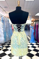 Lace Yellow Bodycon 2025 Homecoming Dresses Short Appliques Beading - MyChicDress