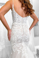 Mermaid Lace Boho Wedding Dresses Beach V Neck Sleeveless - MyChicDress