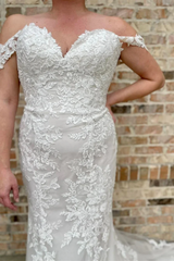 Mermaid White Off-the-Shoulder Wedding Dress Appliques