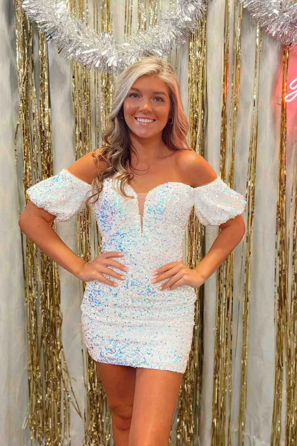 Off the Shoulder 2026 Sequin Homecoming Dresses Short Tight Cocktail Dress