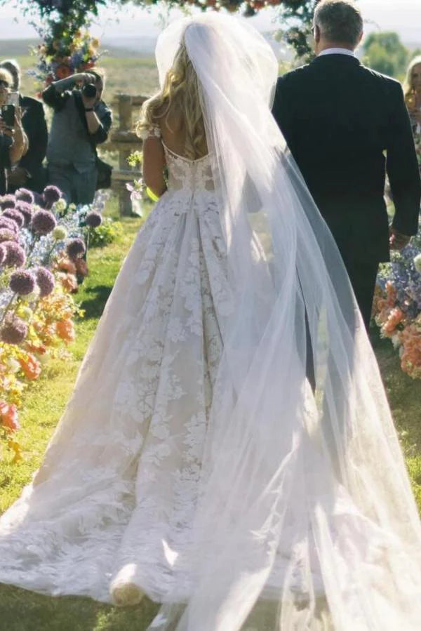Off Shoulder 3D Floral Lace Country Wedding Dress Ball Gown Sweetheart