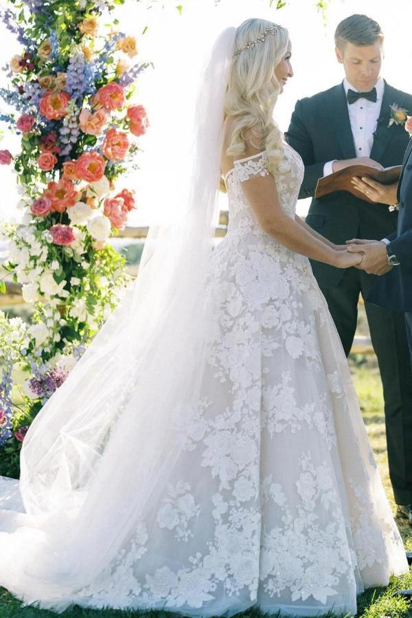 Off Shoulder 3D Floral Lace Country Wedding Dress Ball Gown Sweetheart