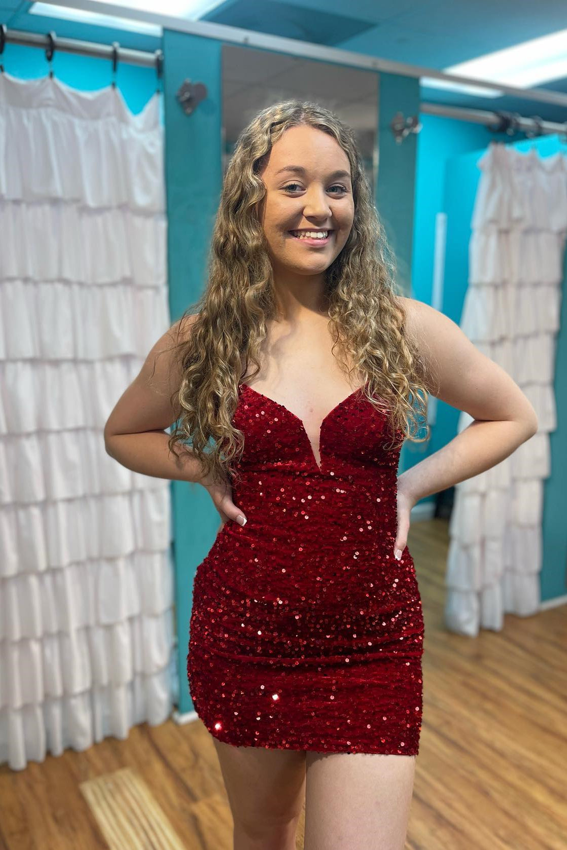 Sexy Short Hoco Dresses Tight Mermaid Sequin Cocktail Dress