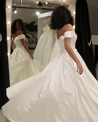 Sexy Off The Shoulder Satin Wedding Dresses With Train