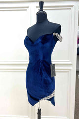 Sexy Velvet Navy Blue Homecoming Dress Tight Off shoulder Beaded Party Dress