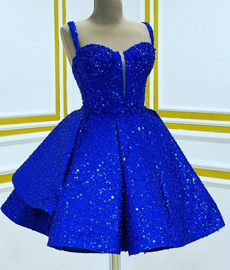 Shiny White Sequined Hoco Dresses Corset Sweetheart Short Sleeves