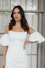 Short Satin White Wedding Dress Strapless Bubble Sleeves