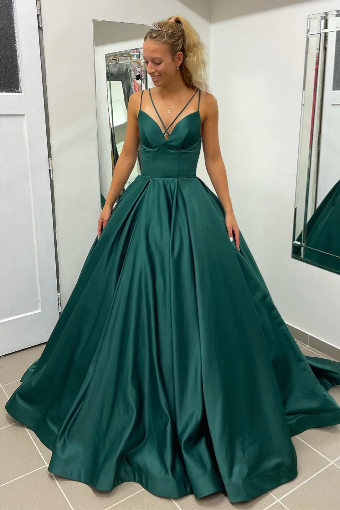 prom dresses green