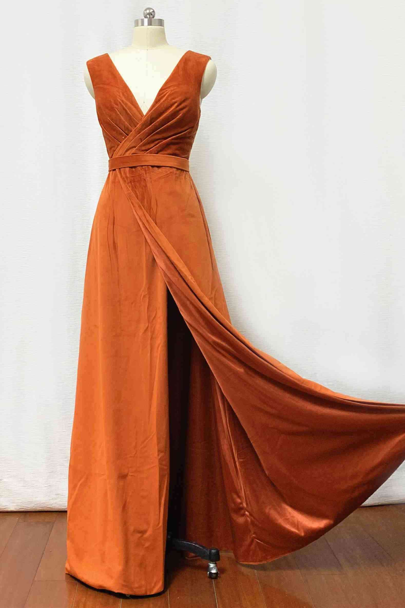 Create a Warm & Charming Wedding with Burnt Orange Bridesmaid Dresses