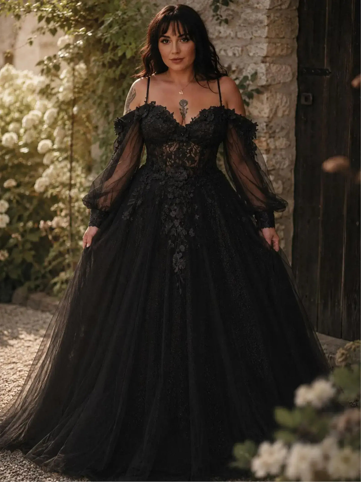 A Line Black Beach Wedding Dresses Trends Lace Tulle Long Sleeves