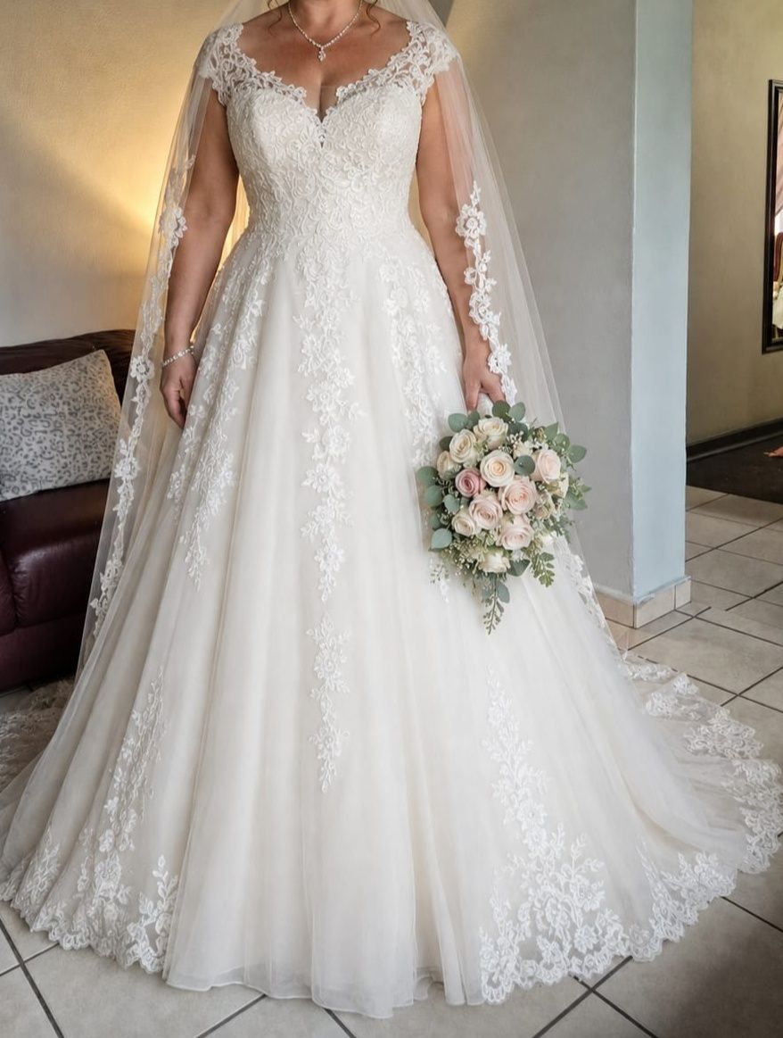 A Line Cap Sleeves Lace Wedding Dress V-neckline Cathedral Train