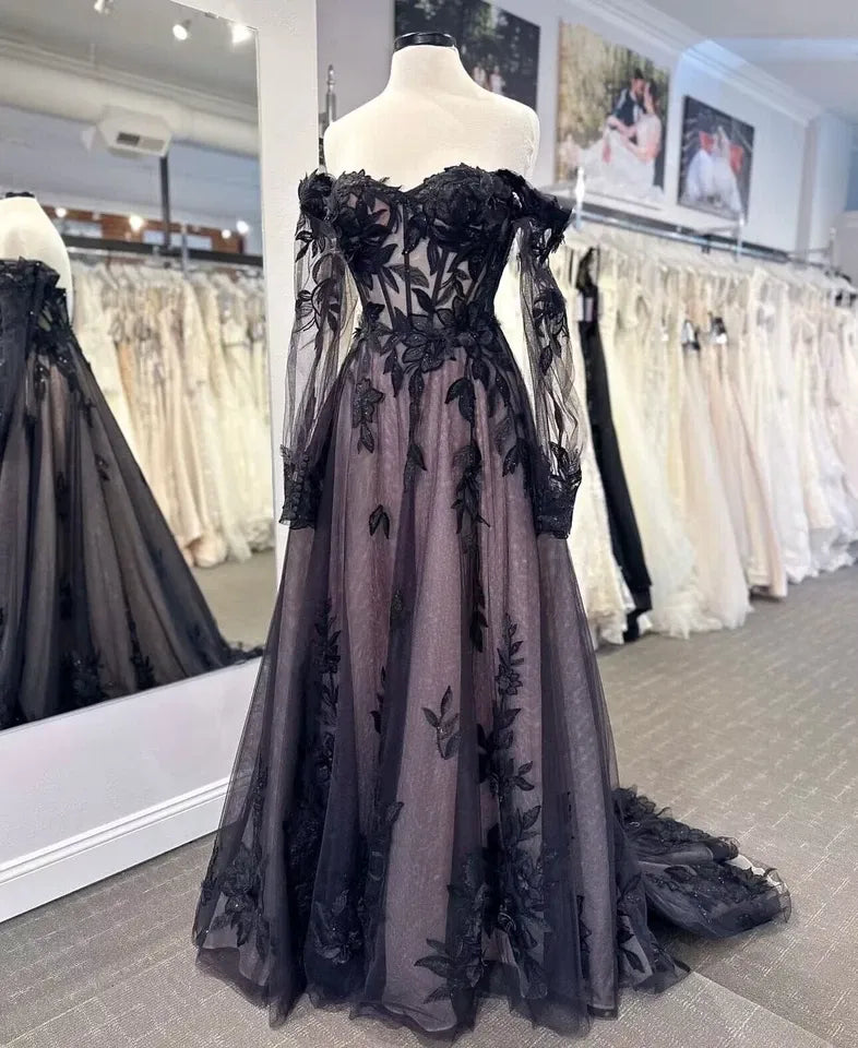A Line Gothic Weddidng Black Dresses Lace with Detachable Sleeves