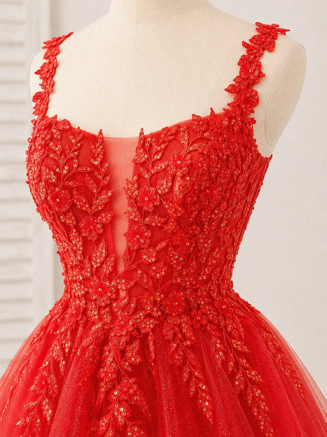A-line Red Lace Short Hoco Dress Near me Straps Tulle Dama Dress
