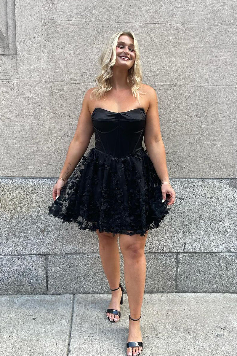 A Line Strapless Black Short Homecoming Dress Lace Sweetheart