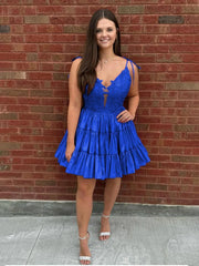 A Line V Neck Homecoming Dresses Black Ruffles Lace Applique