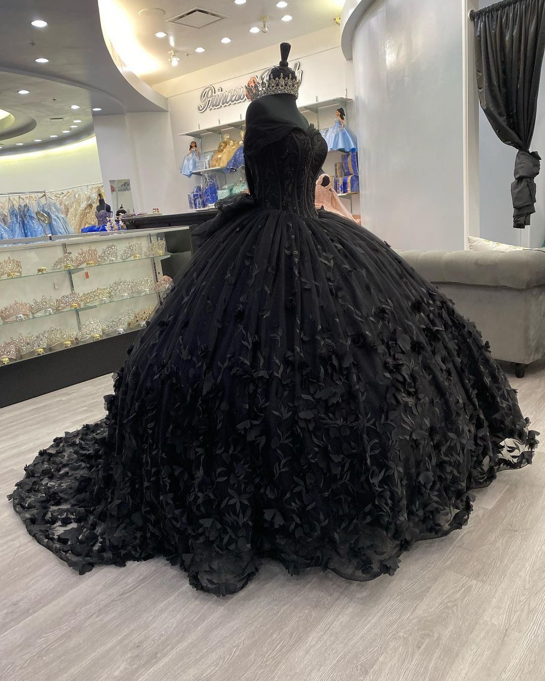 Ball Gown Black Quinceañera Dress Off the Shoulder Wedding Dress Gothic