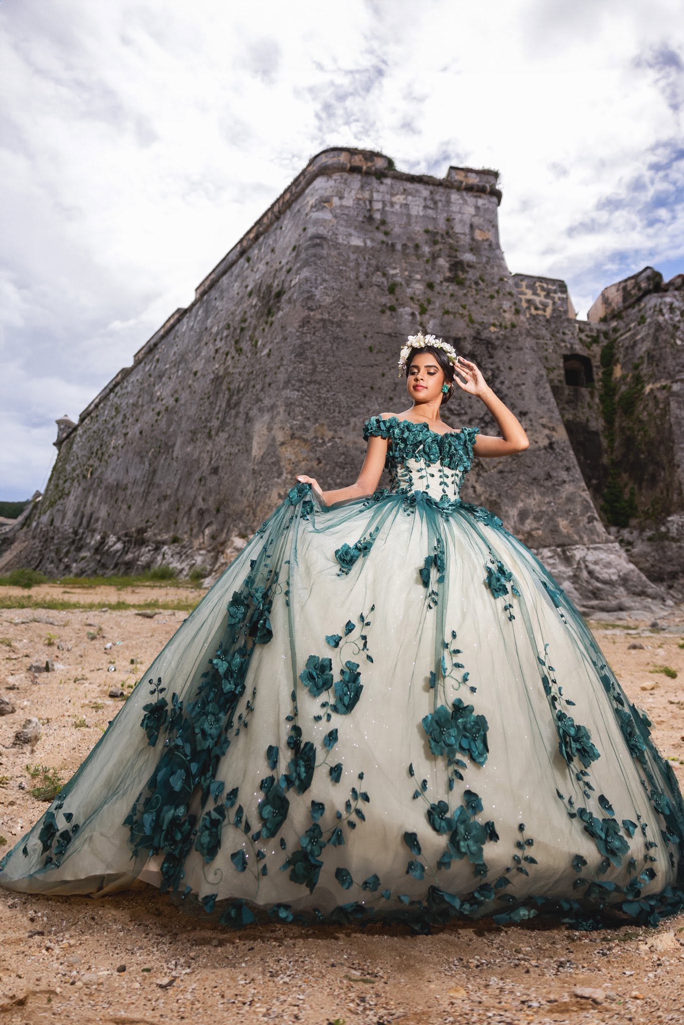 Ball Gown Emerald Green Quince Dresses Off the shoulder with 3D Flowers