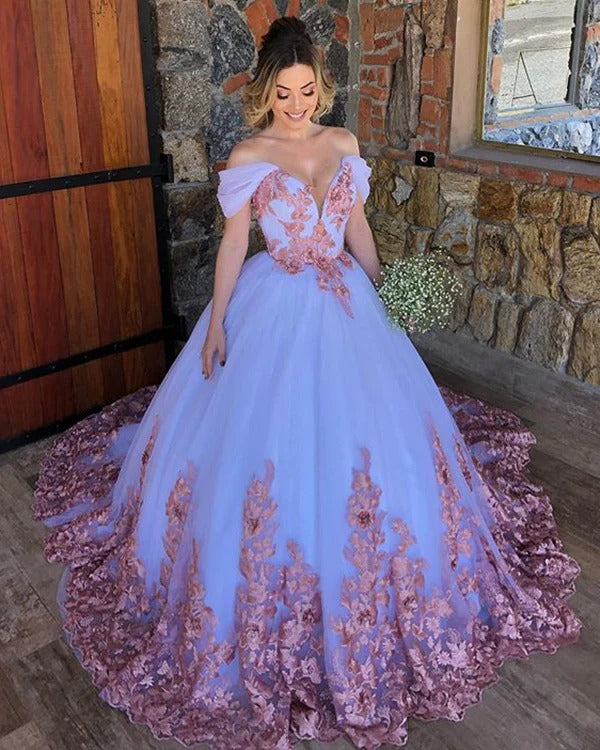 Ball Gown Gothic Wedding Dress Lace Cap Sleeves with Appliques