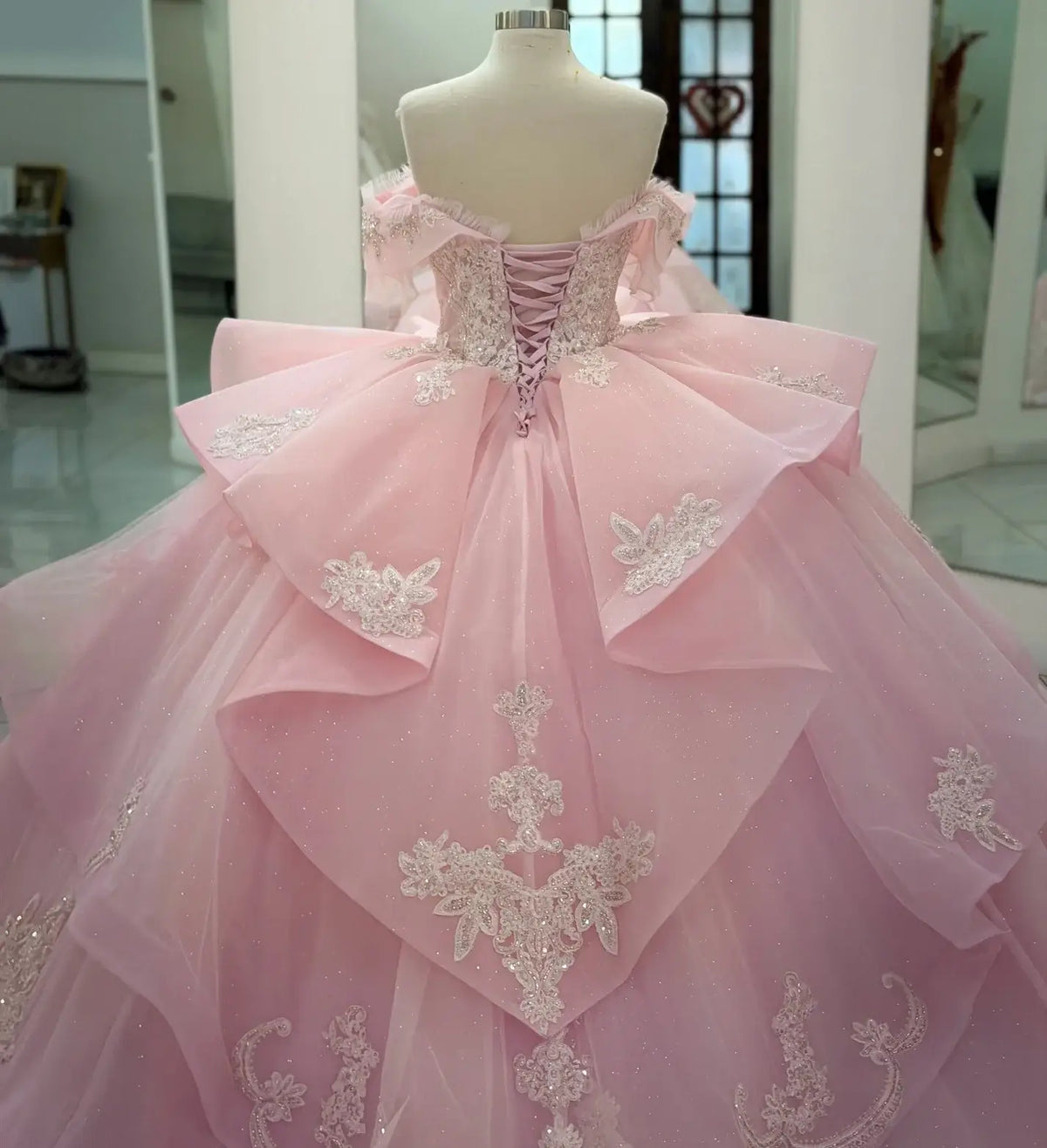 Ball Gown Off Shoulder Lace Pink Dresses Quinceanera Sweet 15 Appliqued