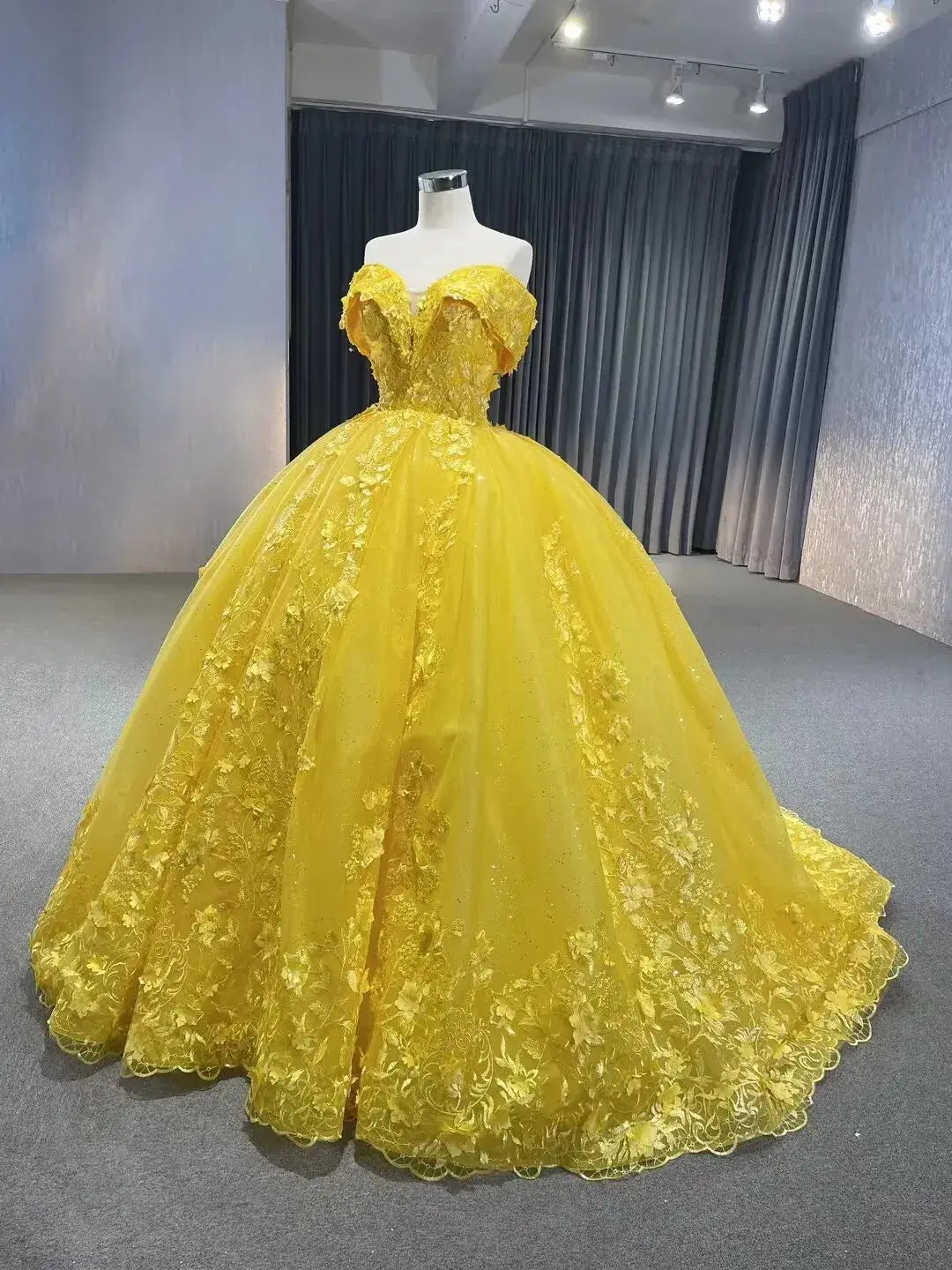 Ball Gown Puffy Yellow Sweet 16 Quinceanera Dresses Tulle Appliques