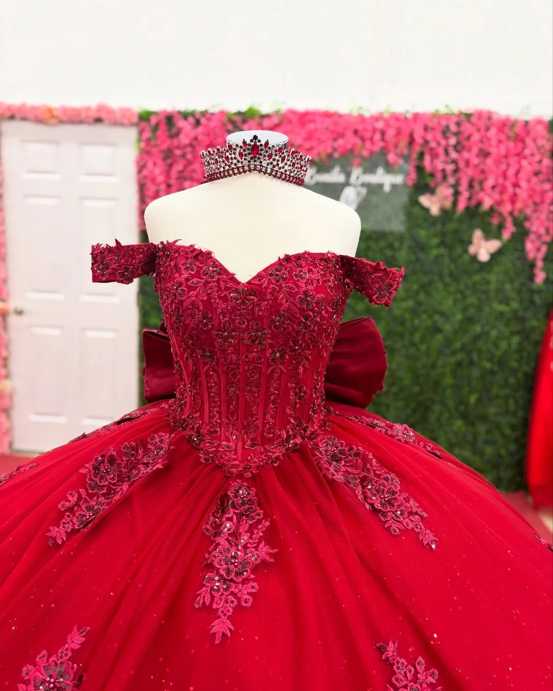 Ball Gown Red Sweet 16 Dress Corset Quinceanera Dress Appliqued